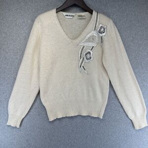 John Richard Womens Sweater Vintage Size Medium Embellished Cream Floral Silk